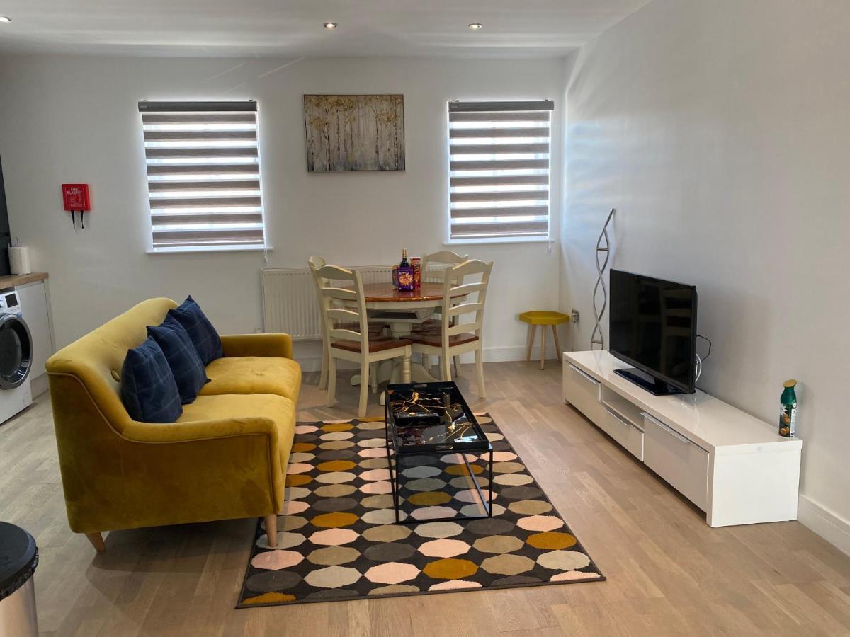 Apartment No 8 - Stay In Style In The Heart Of The Cathedral City. Truro Exterior photo